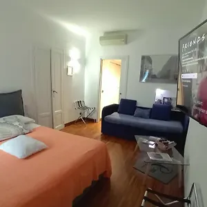 Room Inn ** Milan