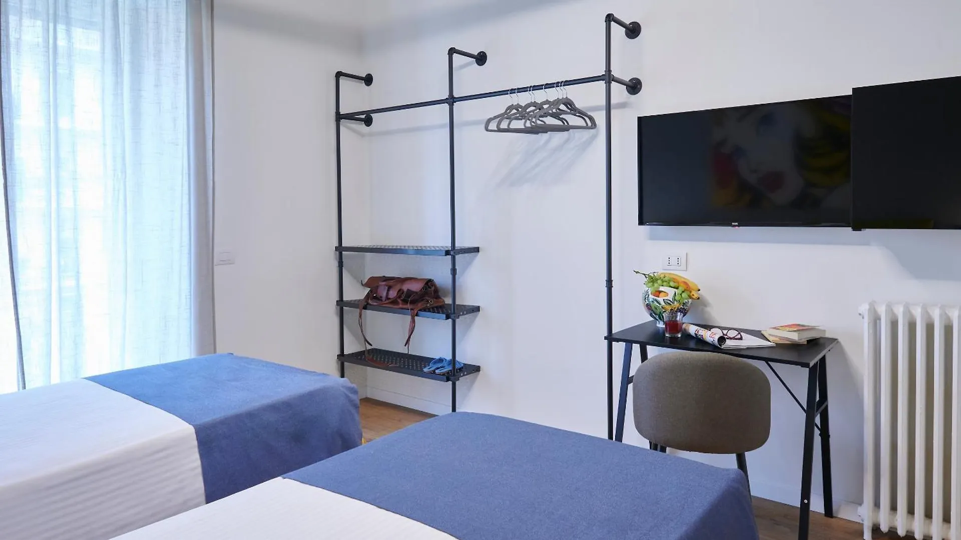 ** Guest house White Ribbon Hotel Milan Italy