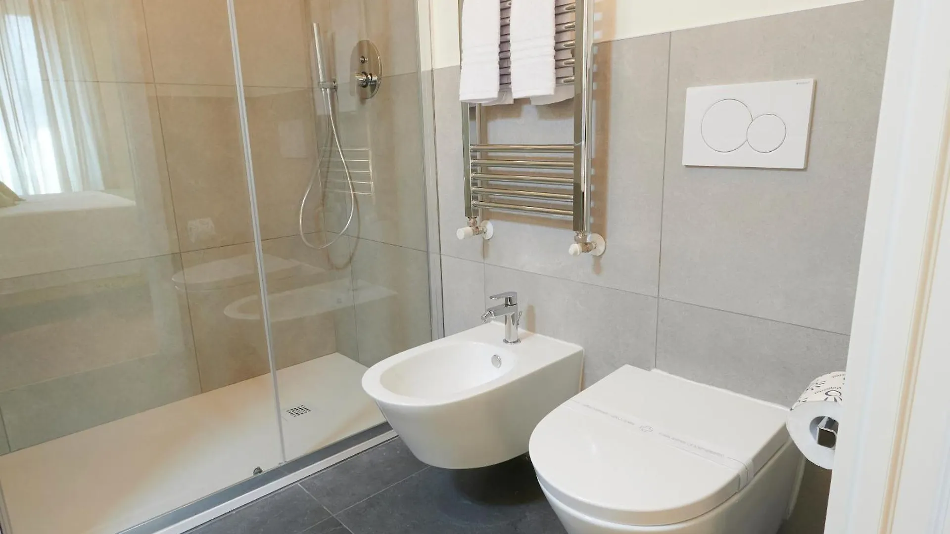 ** Gasthof Hotel White Ribbon Mailand Italien