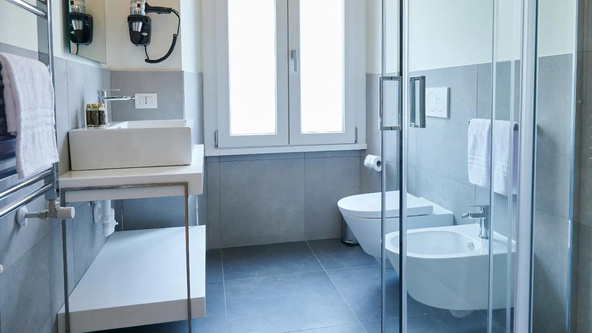 Hotel White Ribbon Mailand Gasthof
